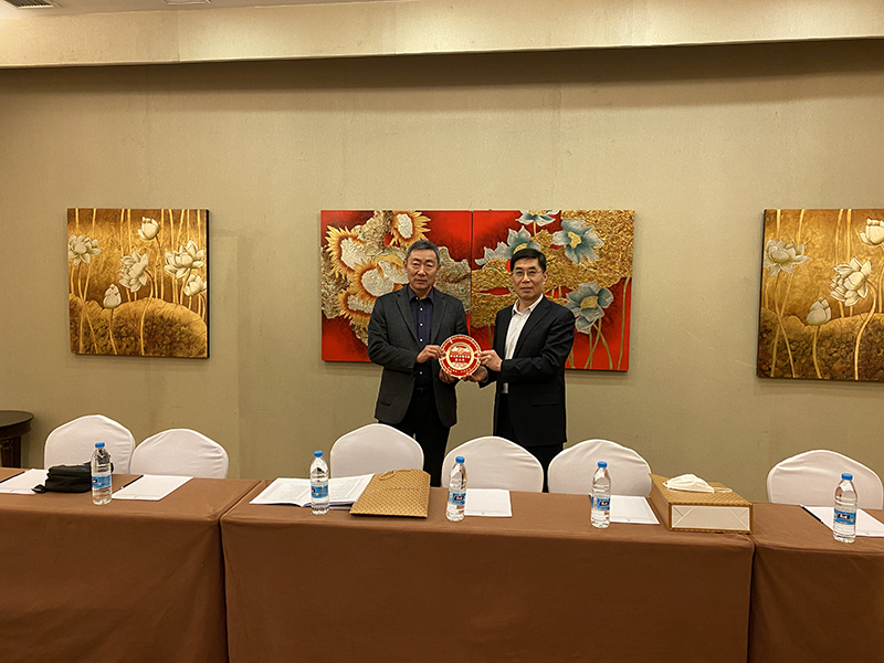 性爱直播
积极参与慈善事业，荣获崂山慈善事业贡献奖(图3)