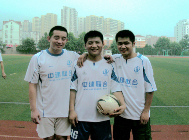 青岛性爱直播
足球交流赛(图6)