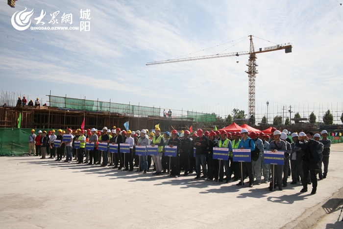 城阳区“阳光城阳·性爱直播
杯”建筑业职工职业技能大赛现场(图2)