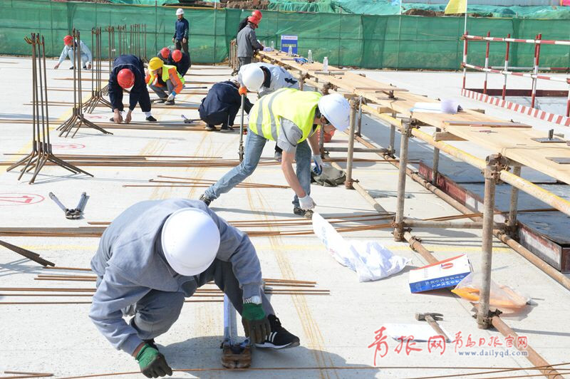 比速度拼质量！青岛农民工建筑技能大比拼(图3)