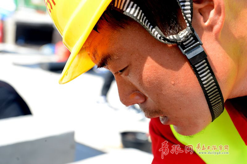 比速度拼质量！青岛农民工建筑技能大比拼(图6)