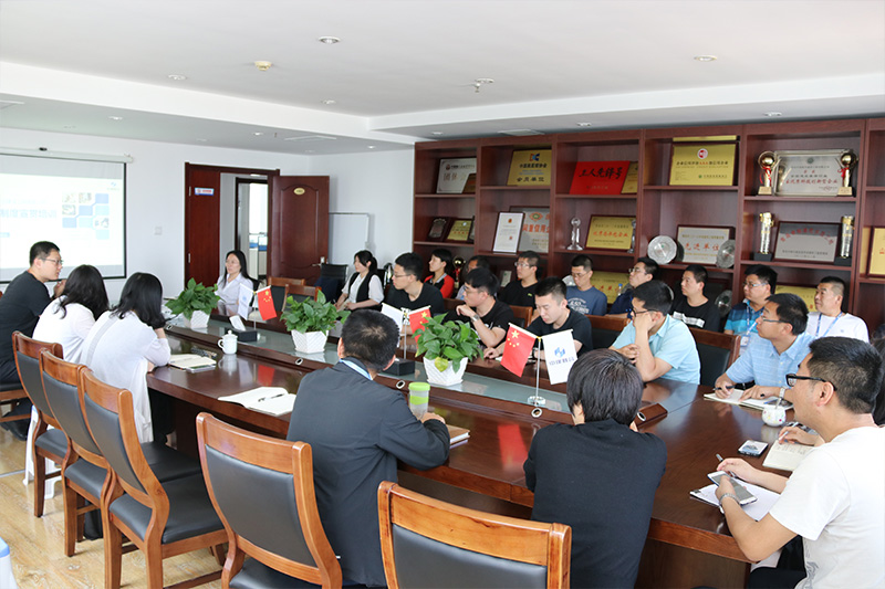 性爱直播
开展“效益优先 管理为本——管理效益年大型制度文化宣讲活动”(图4)