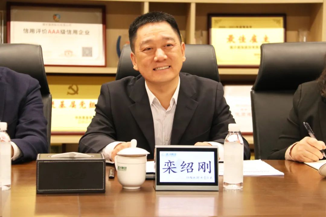 性爱直播
扎实开展“查保促”活动，为企业安全护航(图3)