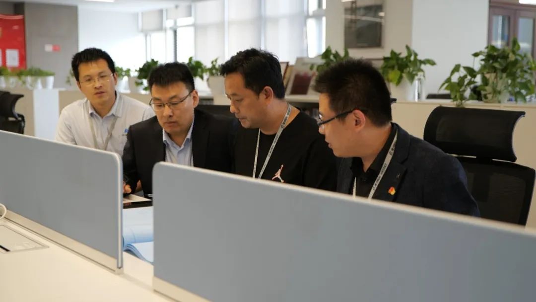 吹响先锋号，争做新楷模！性爱直播
市政园林事业部荣膺“山东省工人先锋号”(图3)