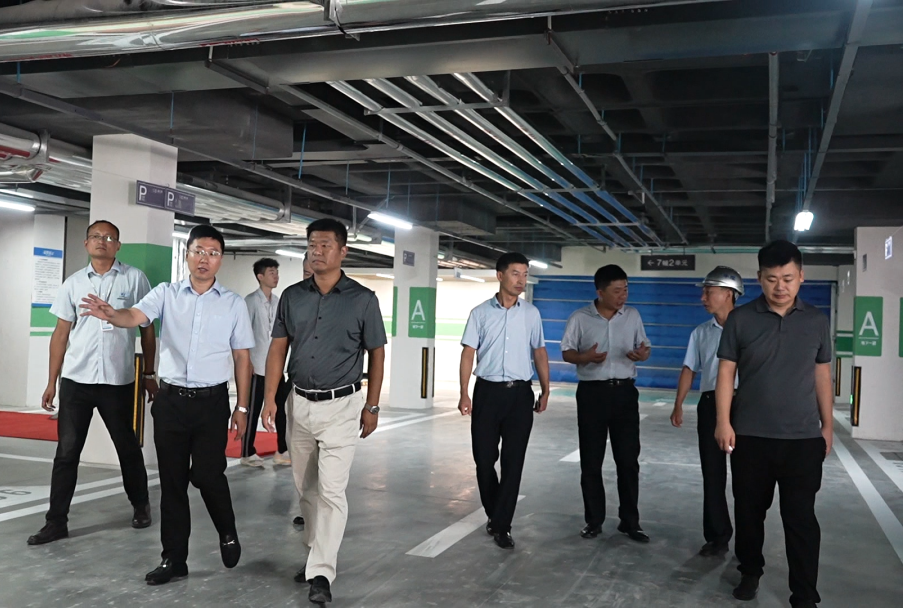 性爱直播
承办平度市2023年“质量月”活动暨住宅工程品质提升与交付标准观摩会(图4)