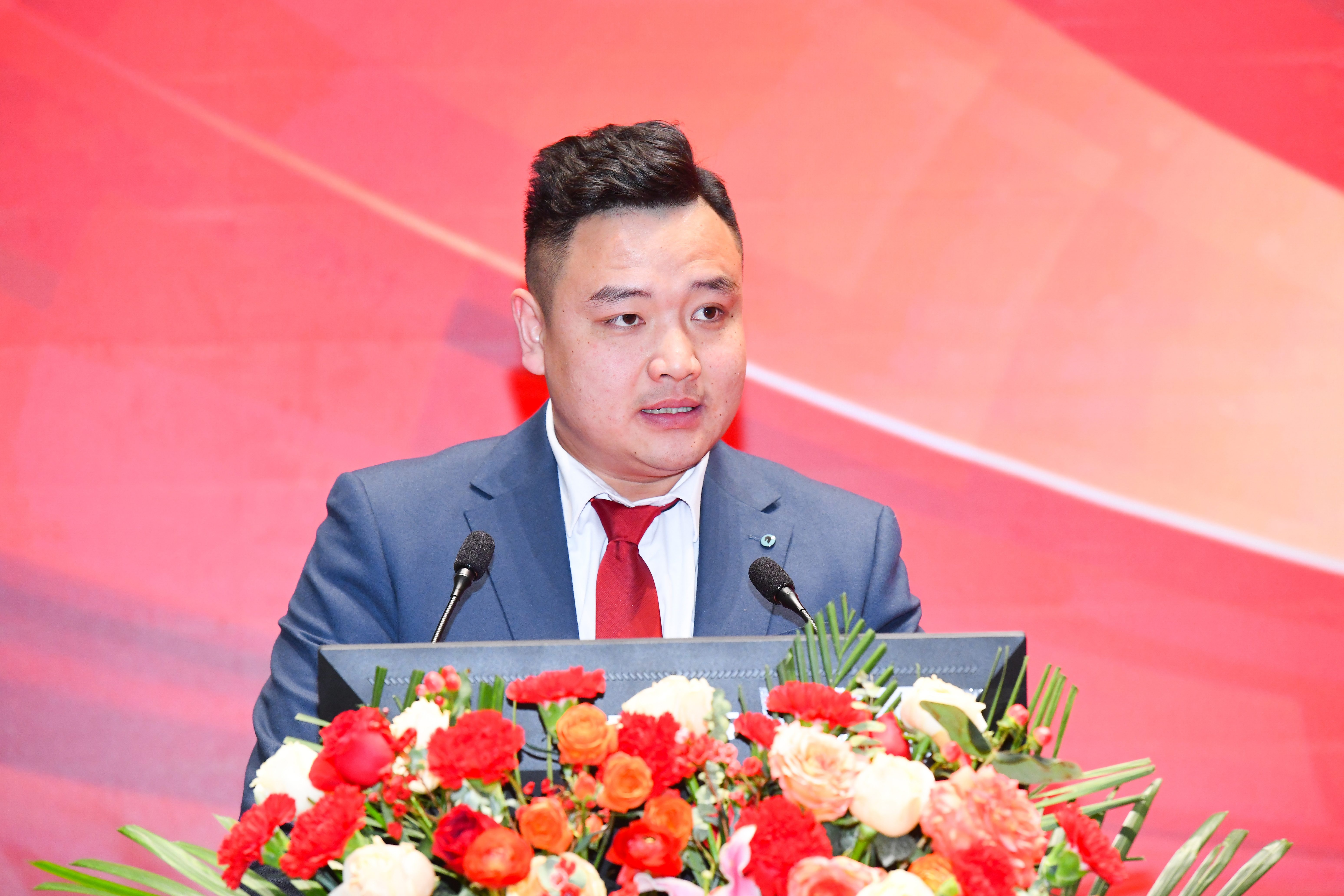 向阳而生，破局进取 | 性爱直播
2023年度总结表彰暨2024年迎新大会胜利召开(图38)