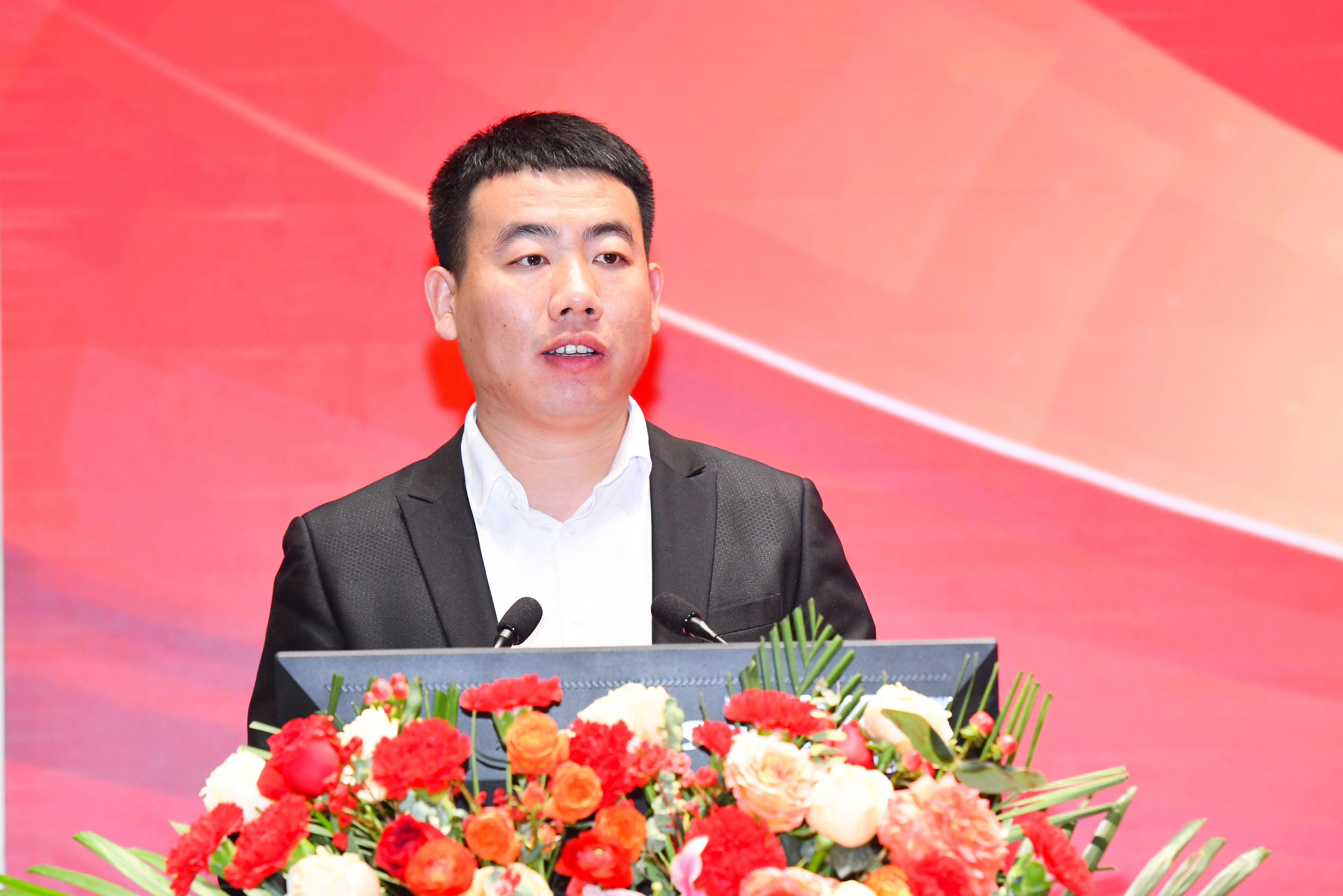 向阳而生，破局进取 | 性爱直播
2023年度总结表彰暨2024年迎新大会胜利召开(图41)